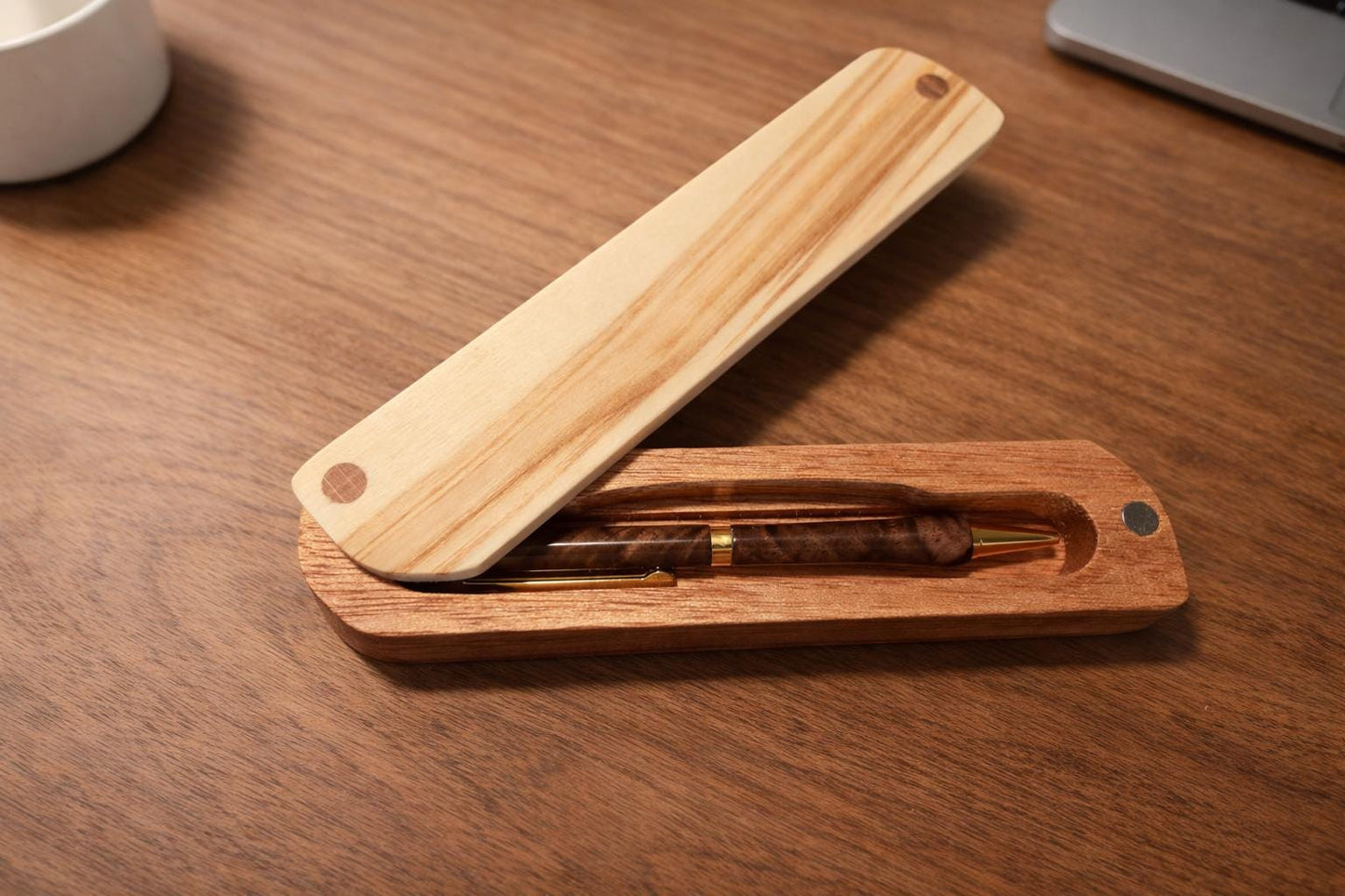 HARZO Handcrafted Walnut Burl Ink Pen and Mahogany Case - MADE in USA